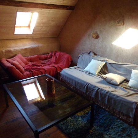 Villa Petite Ferme d'Autrefois à Saint-Georges-Nigremont Extérieur photo