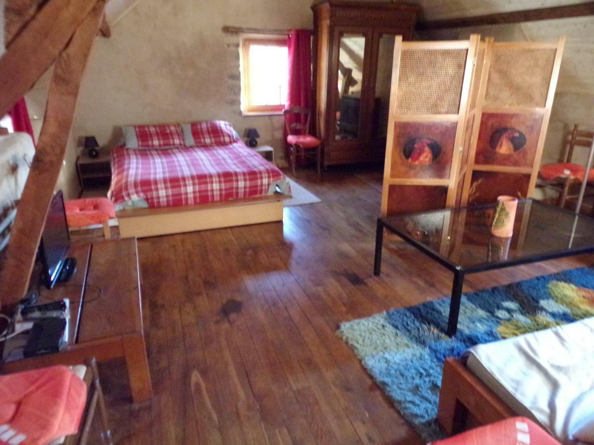 Villa Petite Ferme d'Autrefois à Saint-Georges-Nigremont Extérieur photo